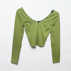 Lululemon Athletica Sage Long Sleeve Top size 2